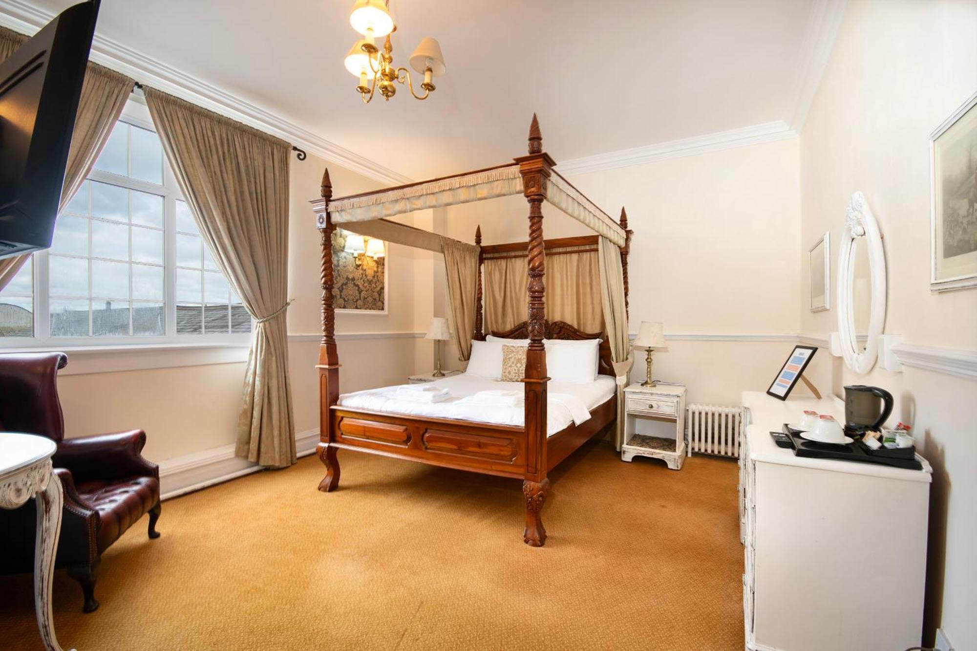 فندق Northop Hall Country House مولد المظهر الخارجي الصورة