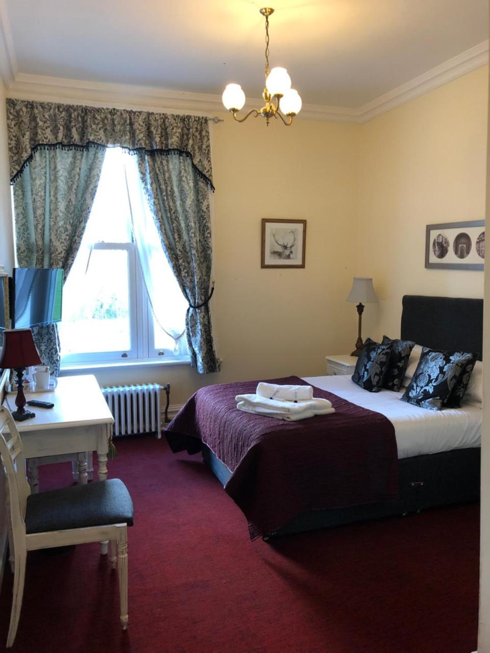 فندق Northop Hall Country House مولد المظهر الخارجي الصورة