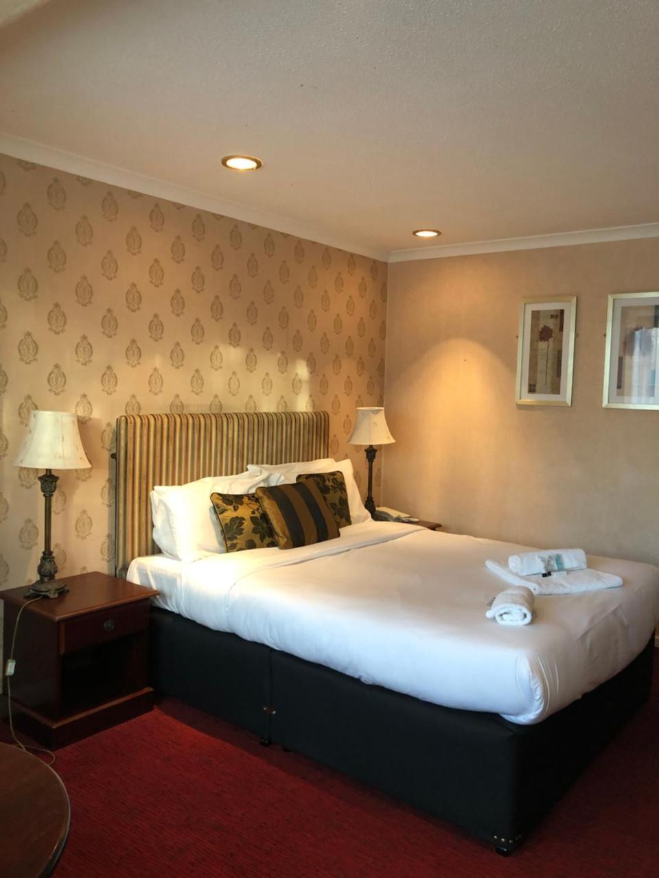 فندق Northop Hall Country House مولد المظهر الخارجي الصورة