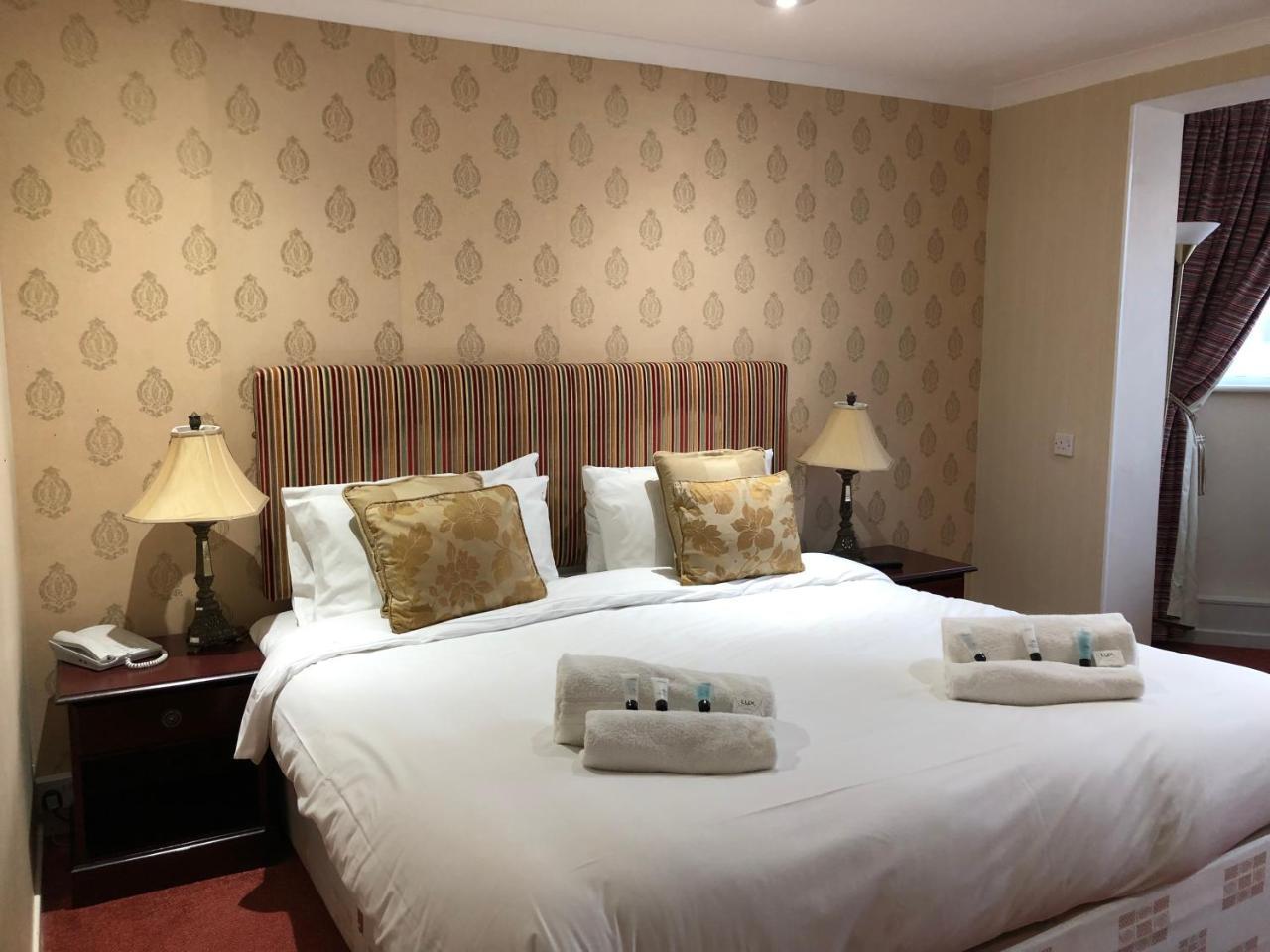فندق Northop Hall Country House مولد المظهر الخارجي الصورة